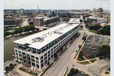 311 E Erie St #425, Milwaukee, WI 53202 - Photo 42