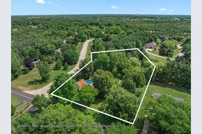 4942 S 18th Ave, West Bend, WI 53095 - Photo 2