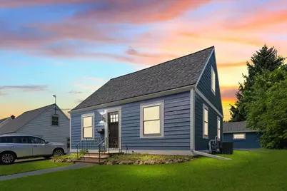 1136 N 8th Ave, West Bend, WI 53090 - Photo 1