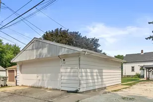 3745 S Whitnall Ave, Milwaukee, WI 53207 - Photo 26
