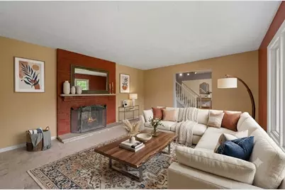 W3490  Oakwood Dr, Geneva, WI 53147 - Photo 4