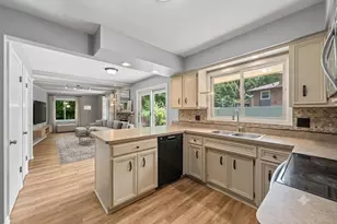 W3490 Oakwood Dr, Geneva, WI 53147 - Photo 14