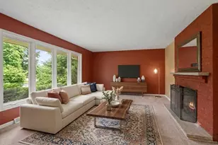 W3490 Oakwood Dr, Geneva, WI 53147 - Photo 6