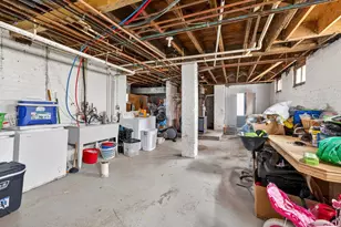 2330 N Palmer St, Milwaukee, WI 53212 - Photo 28