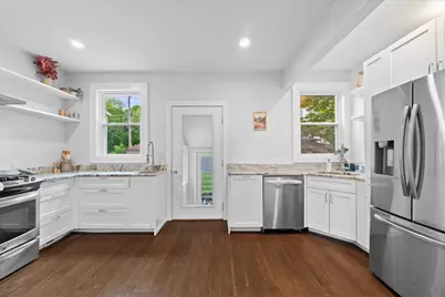 3157 N Bremen St, Milwaukee, WI 53212 - Photo 2