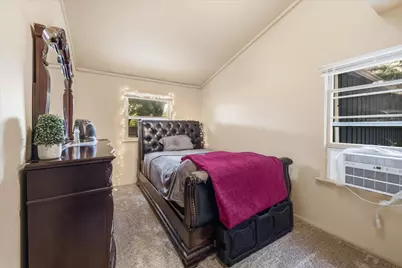 3100 N 82nd St, Milwaukee, WI 53222 - Photo 12