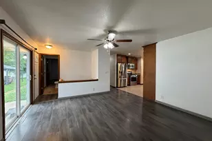 3420 Ivy Ln, Racine, WI 53402 - Photo 8