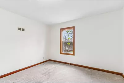 4260 N 93rd St, Wauwatosa, WI 53222 - Photo 44