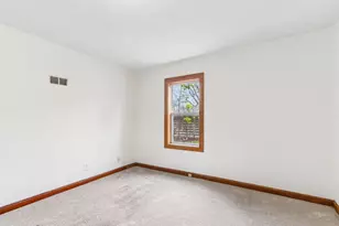 4260 N 93rd St, Wauwatosa, WI 53222 - Photo 44