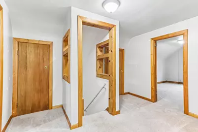 4260 N 93rd St, Wauwatosa, WI 53222 - Photo 22