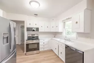 5358 N 103rd St, Milwaukee, WI 53225 - Photo 6