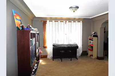 9316 W Mitchell St, West Allis, WI 53214 - Photo 8