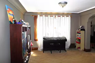 9316 W Mitchell St, West Allis, WI 53214 - Photo 8