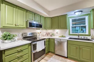W304S2745 Green Meadow Ln, Genesee, WI 53188 - Photo 16
