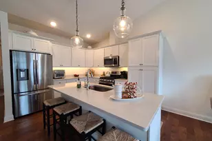 630 Cadence Cir, Lake Geneva, WI 53147 - Photo 8
