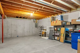 539 Maple Leaf Ct, Manitowoc, WI 54220 - Photo 20