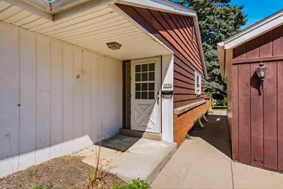 3736 S Sunset Dr, Milwaukee, WI 53220 - Photo 2