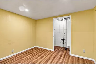 3736 S Sunset Dr, Milwaukee, WI 53220 - Photo 20