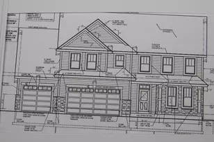 316 Winterberry Ln, Grafton, WI 53024 - Photo 2