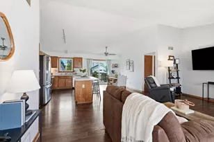 124 Small Farm Rd, Mukwonago, WI 53149 - Photo 8