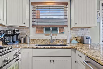 1616  22nd St, Kenosha, WI 53140 - Photo 2