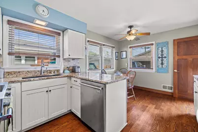1616  22nd St, Kenosha, WI 53140 - Photo 4