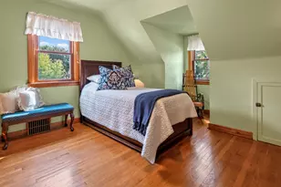 828 N 113th St, Wauwatosa, WI 53226 - Photo 24