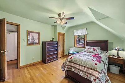 828 N 113th St, Wauwatosa, WI 53226 - Photo 22