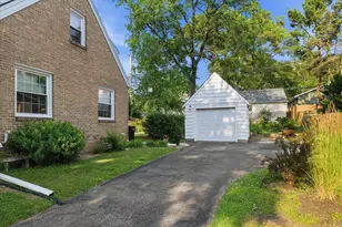 828 N 113th St, Wauwatosa, WI 53226 - Photo 40