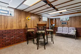 828 N 113th St, Wauwatosa, WI 53226 - Photo 36