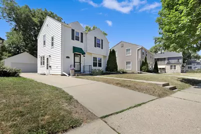 1019  Glenview Ave, Wauwatosa, WI 53213 - Photo 2