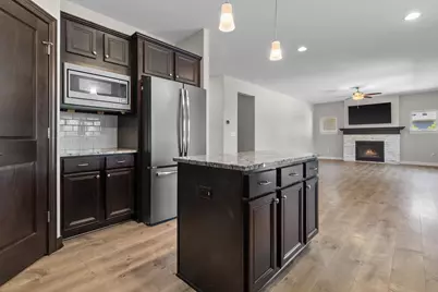 4725  Copper Leaf Blvd, Racine, WI 53403 - Photo 10