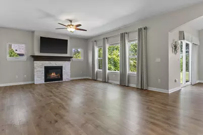 4725  Copper Leaf Blvd, Racine, WI 53403 - Photo 12
