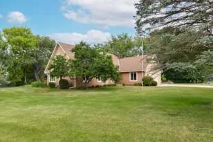 W270N6983 Woodland Oaks Dr, Lisbon, WI 53089 - Photo 42