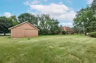 W270N6983 Woodland Oaks Dr, Lisbon, WI 53089 - Photo 34