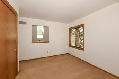 W270N6983  Woodland Oaks Dr, Lisbon, WI 53089 - Photo 28
