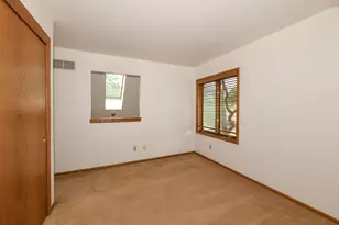 W270N6983 Woodland Oaks Dr, Lisbon, WI 53089 - Photo 28