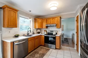 2304 Brookstone Ln, Waukesha, WI 53188 - Photo 12