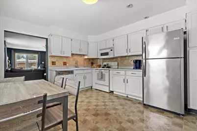 2421 W Bridge St, Milwaukee, WI 53221 - Photo 14