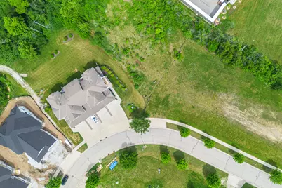 6741 S Prairiewood Ln #6743, Franklin, WI 53132 - Photo 2