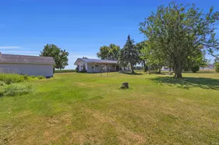 W6973 Kenyon Rd, Byron, WI 53065 - Photo 24
