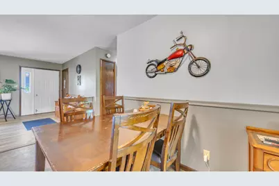 W6973  Kenyon Rd, Byron, WI 53065 - Photo 10