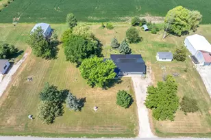 W6973 Kenyon Rd, Byron, WI 53065 - Photo 4