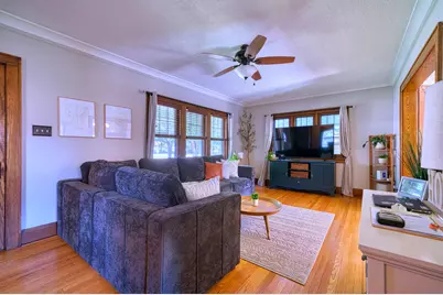 426 N 70th St, Wauwatosa, WI 53213 - Photo 16