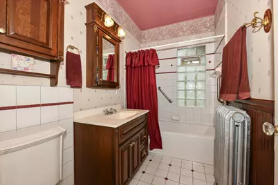 4915 W Woodlawn Ct, Milwaukee, WI 53208 - Photo 22