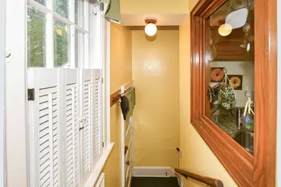 4915 W Woodlawn Ct, Milwaukee, WI 53208 - Photo 36