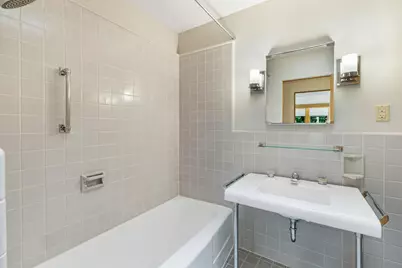 9200 N Tennyson Dr, Bayside, WI 53217 - Photo 14