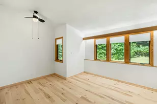 9200 N Tennyson Dr, Bayside, WI 53217 - Photo 20