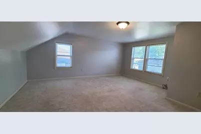 9715 W Wisconsin Ave, Wauwatosa, WI 53226 - Photo 24