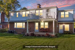 9715 W Wisconsin Ave, Wauwatosa, WI 53226 - Photo 4